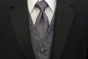 Pittsburgh area tuxedo rental fitting and delivery